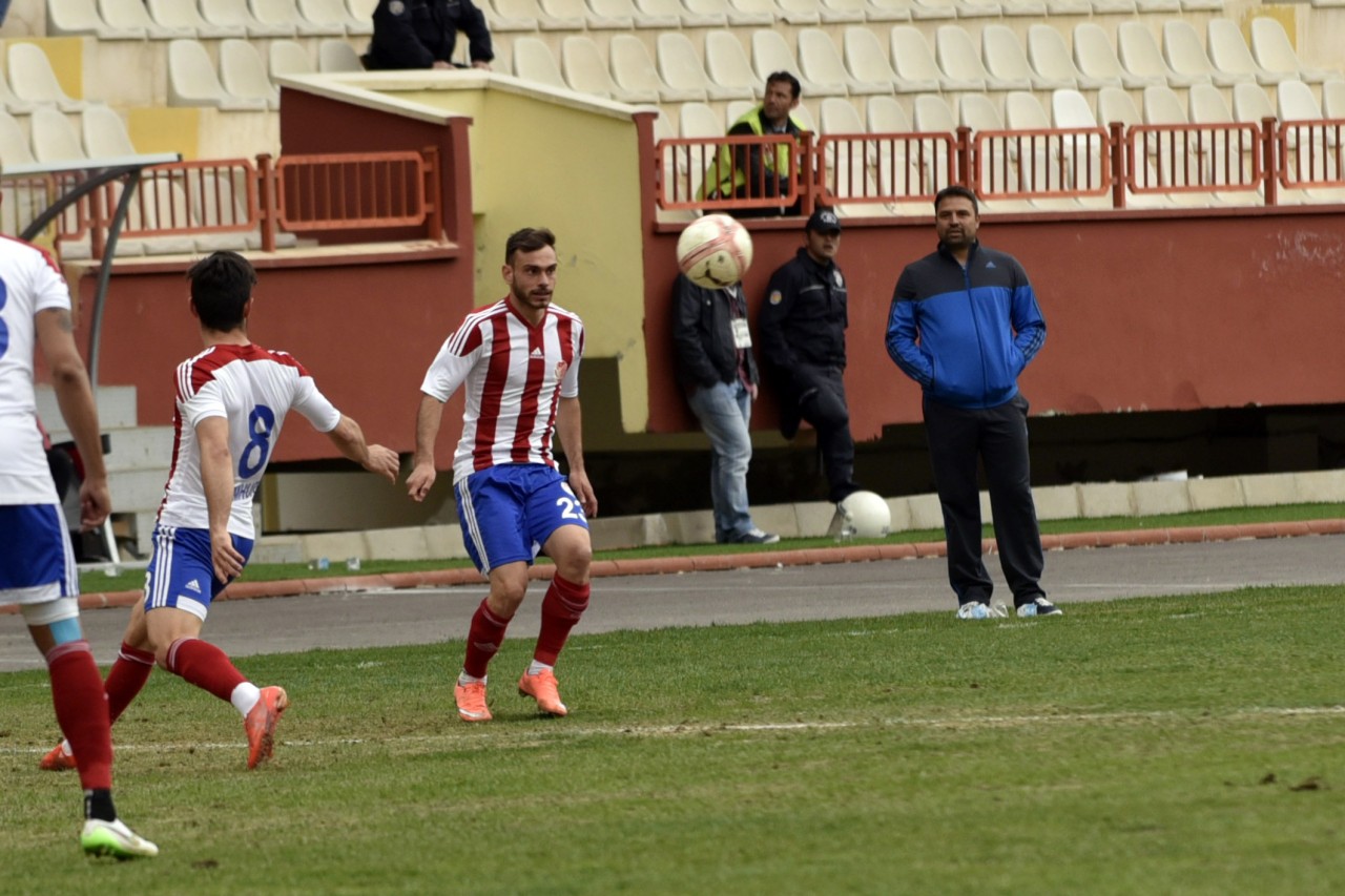 Gümüş, Eyüpspor'a acımadı: 2-0 8