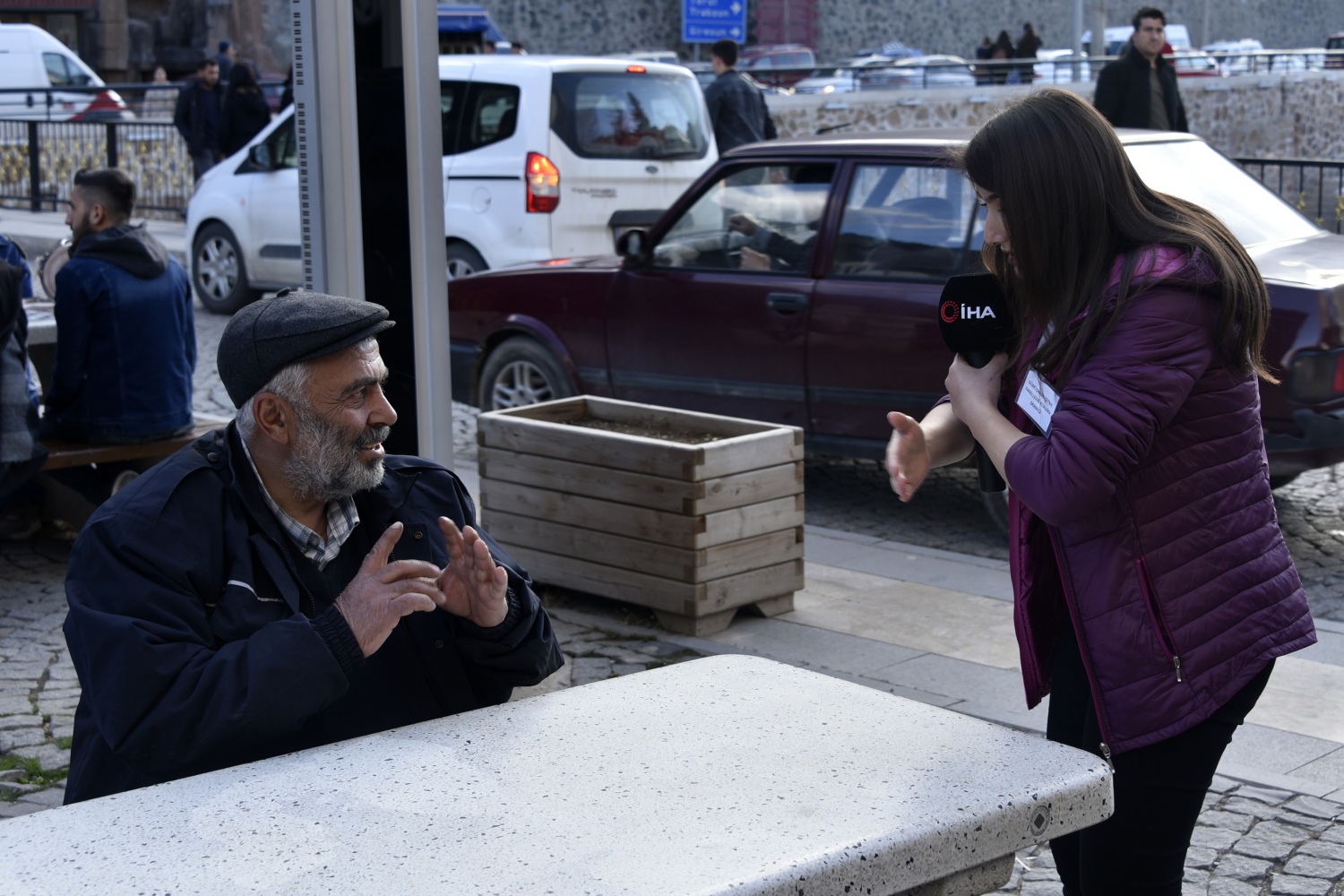 İşaret dili kursiyerlerinden Gümüşhane caddelerinde sosyal deney 6