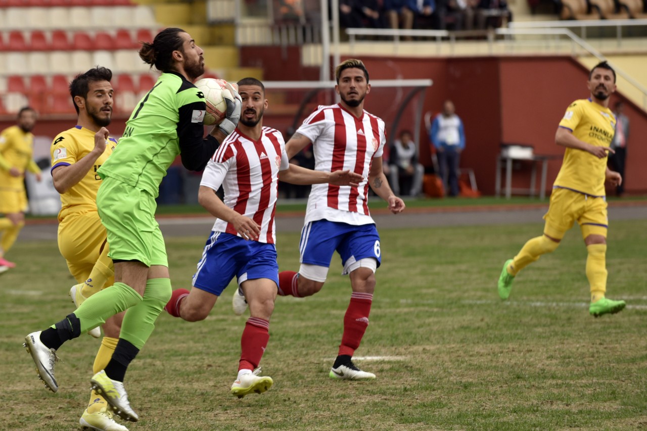 Gümüş, Eyüpspor'a acımadı: 2-0 13