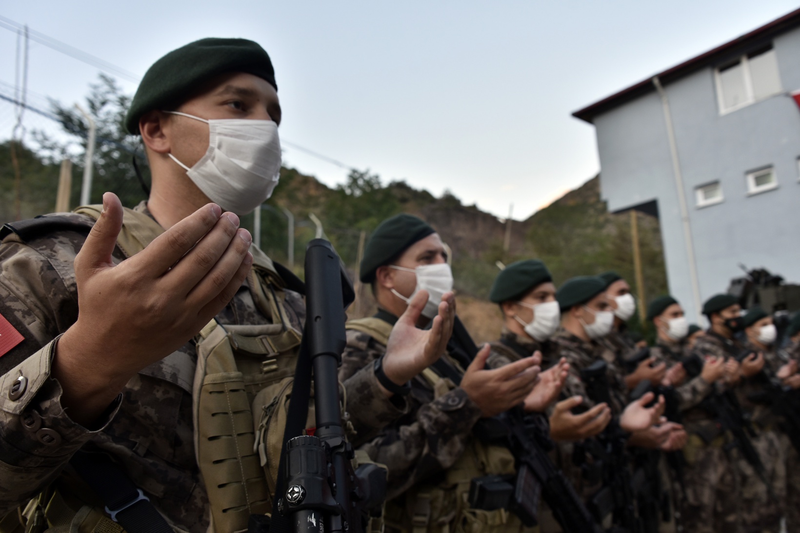 Suriye’de görev yapacak PÖH’ler dualarla uğurlandı 1