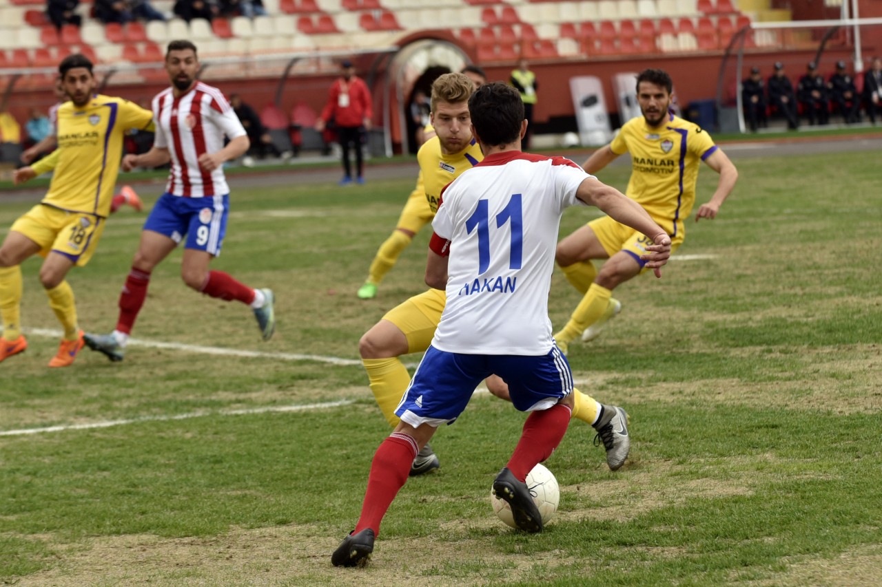 Gümüş, Eyüpspor'a acımadı: 2-0 15