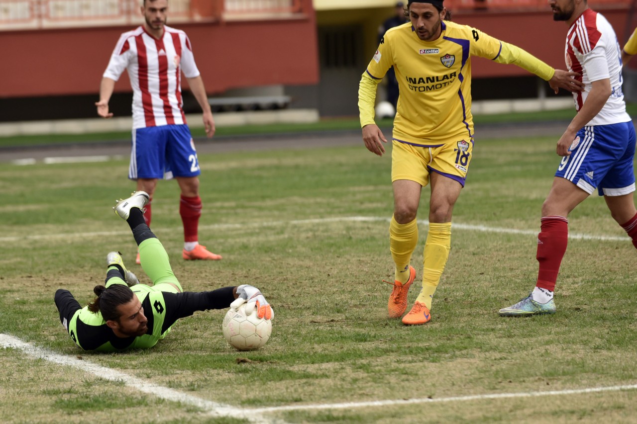 Gümüş, Eyüpspor'a acımadı: 2-0 17