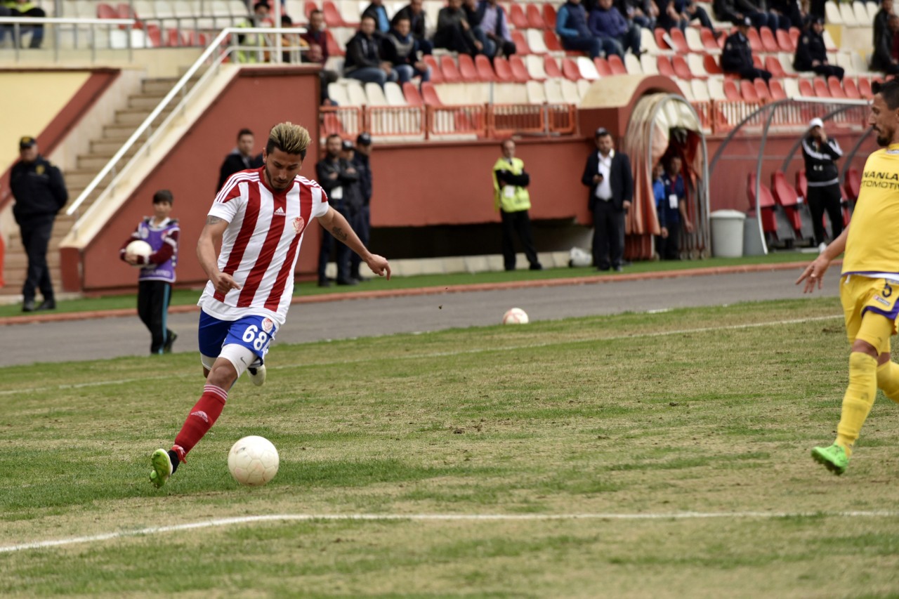 Gümüş, Eyüpspor'a acımadı: 2-0 18