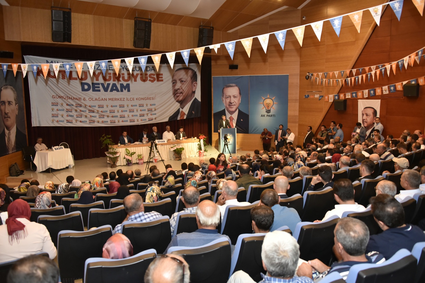 AK Parti Gümüşhane Merkez İlçe Kongresi yapıldı 20