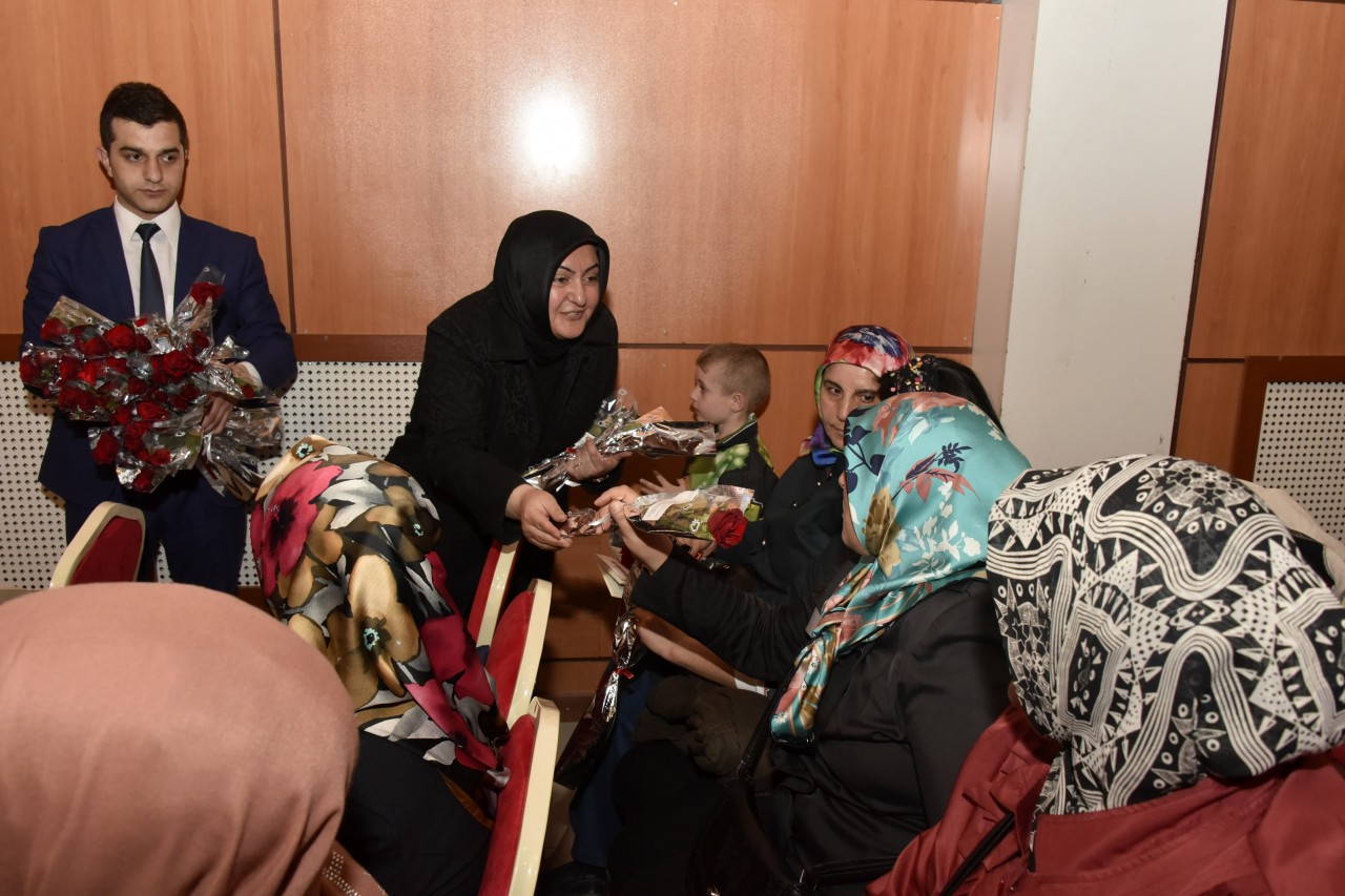 Gümüşhane Belediyesinden Kutlu Doğum ve Şehitleri Anma Programı 2