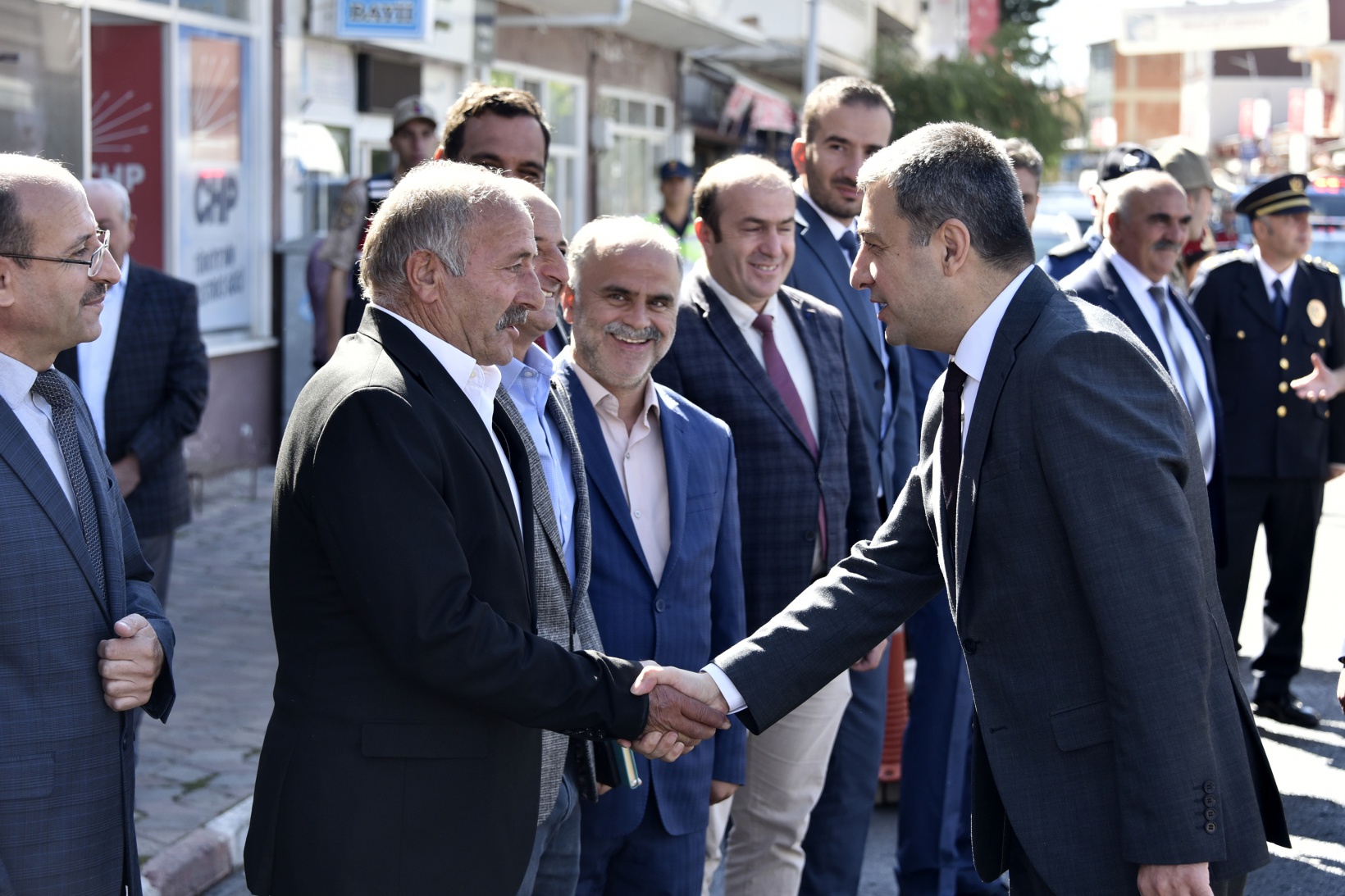 Vali Tanrısever Köse’de incelemelerde bulundu 72