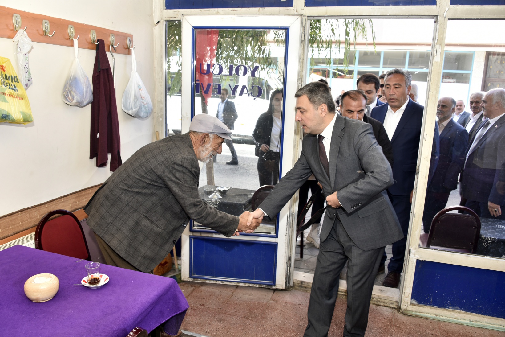 Vali Tanrısever Köse’de incelemelerde bulundu 49