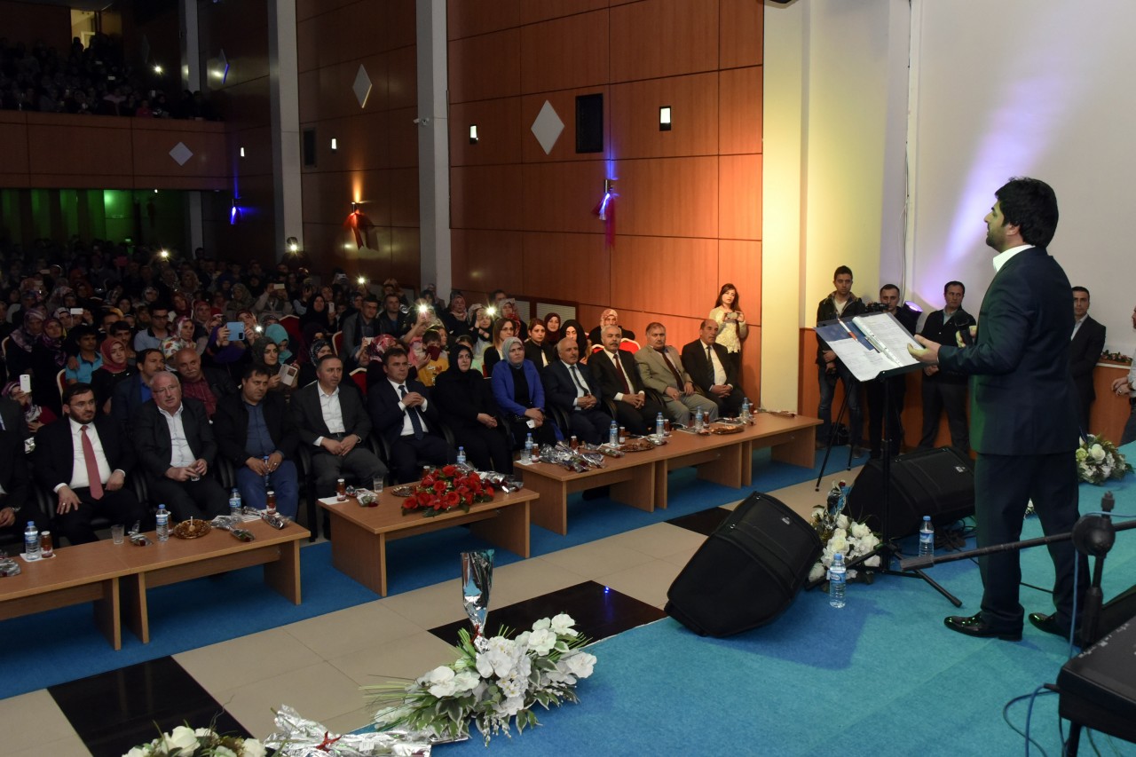 Gümüşhane Belediyesinden Kutlu Doğum ve Şehitleri Anma Programı 20