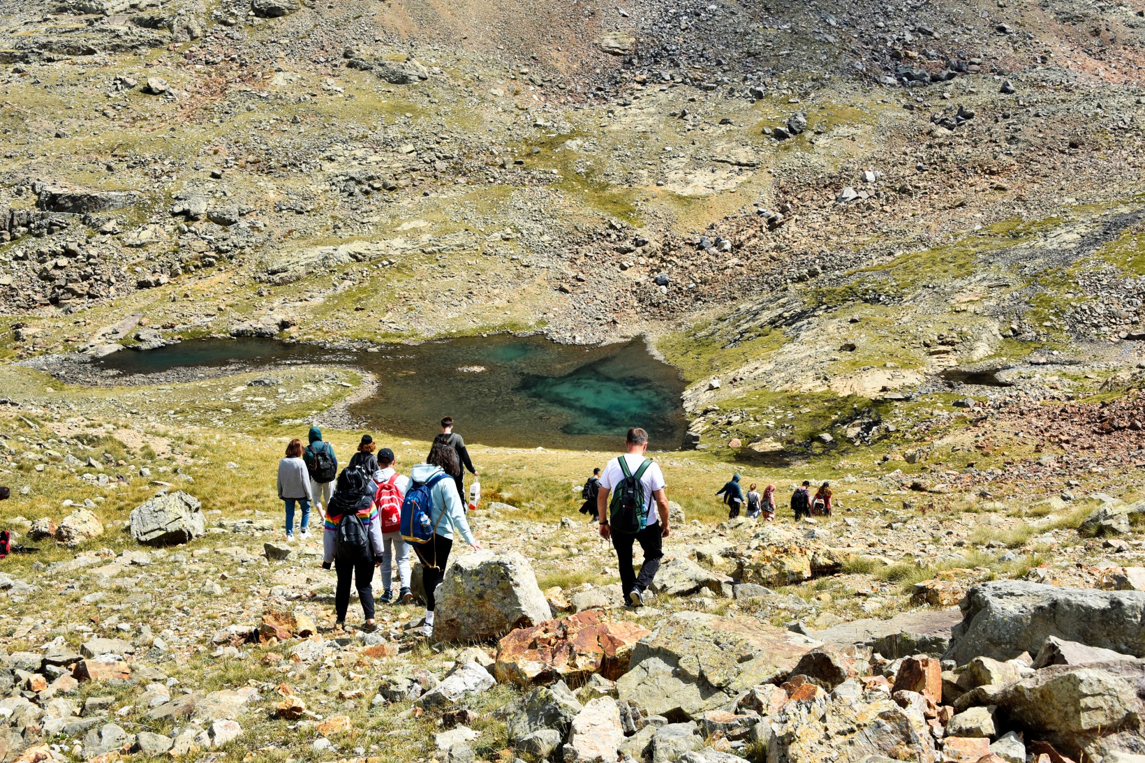 Artabel Göllerinde yılın en kalabalık yürüyüşü 4