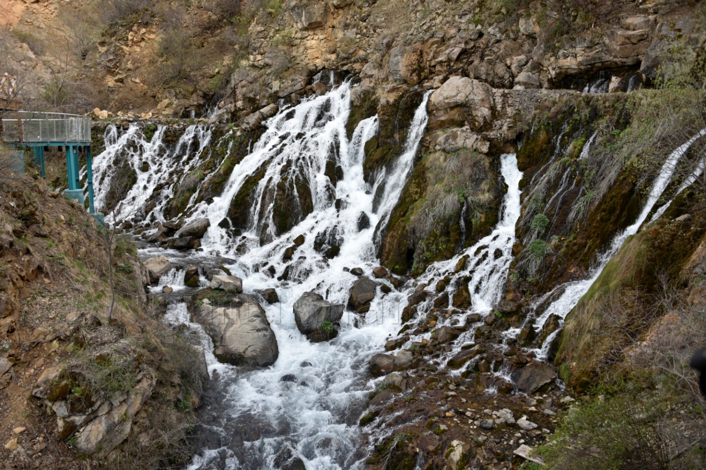 Tomara Şelalesi ziyaretçilerini bekliyor 25