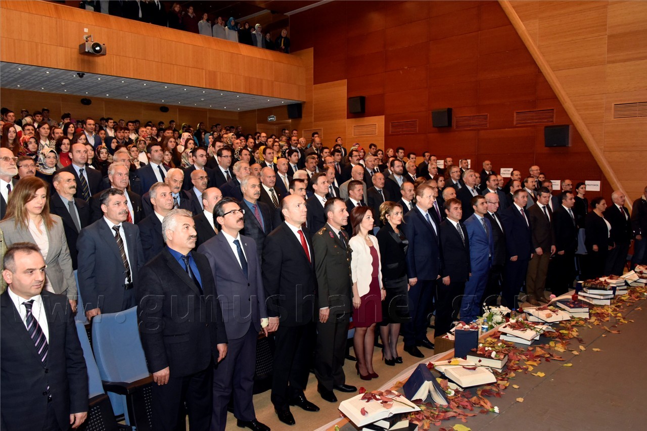 Gümüşhane'de 24 Kasım Öğretmenler Günü kutlandı 3