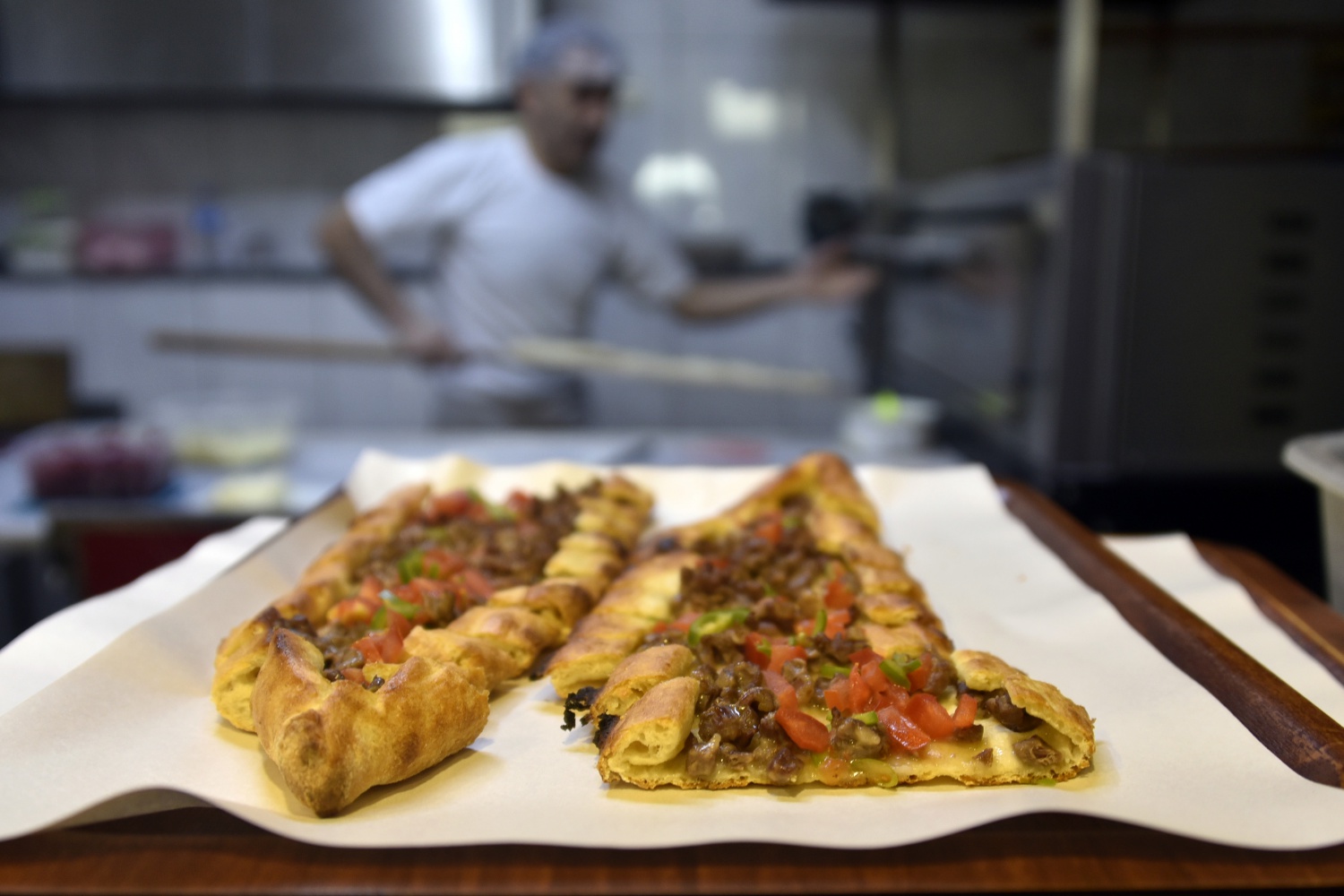 Bu pideyi yemek için kilometrelerce yol geliyorlar 11