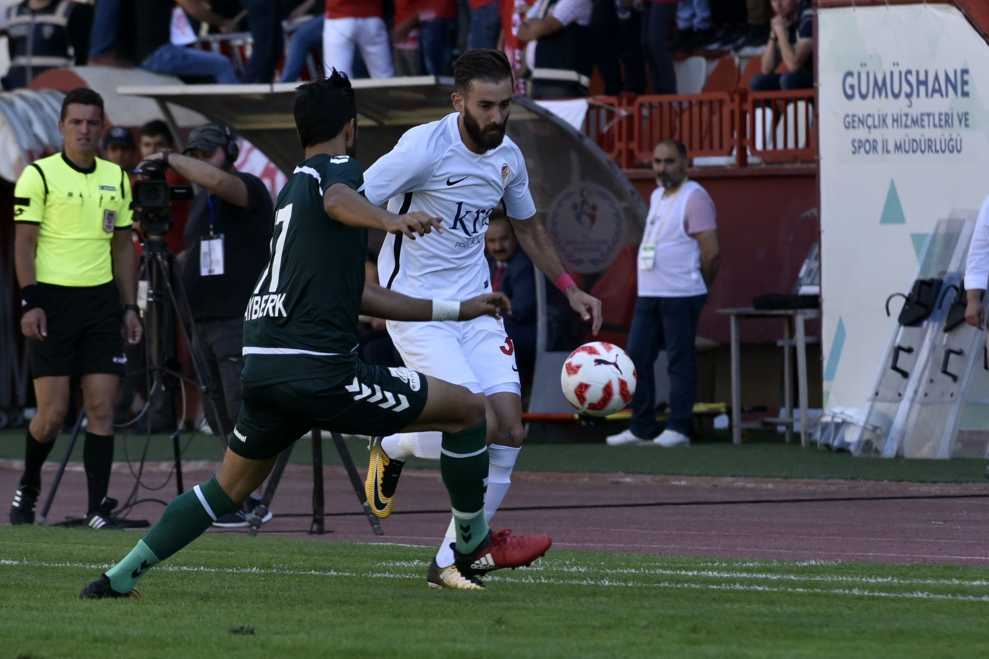 Gümüş'ten süper başlangıç: 2-1 16