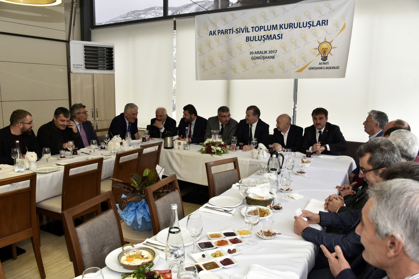 AK Parti STK’larla buluştu 5