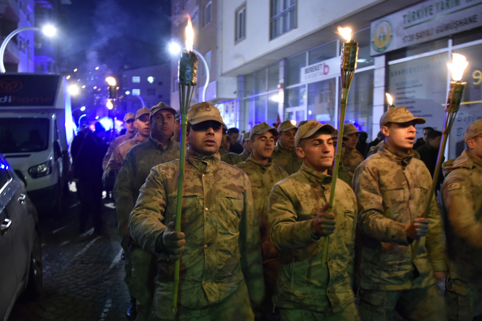 Gümüşhane’de eksi 5 derecede kurtuluş yürüyüşü 4
