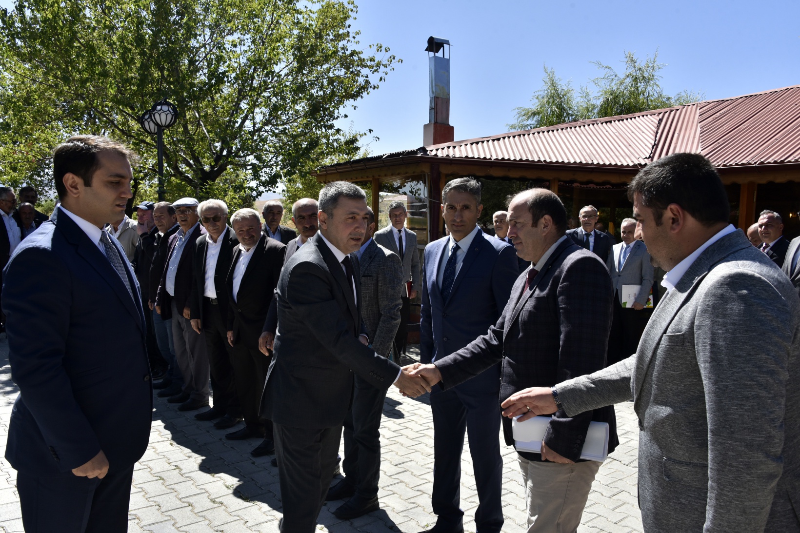 Vali Tanrısever Köse’de incelemelerde bulundu 33