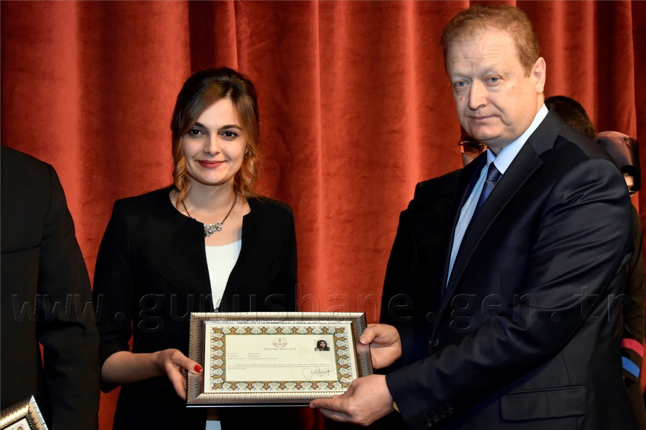 Gümüşhane'de 24 Kasım Öğretmenler Günü kutlandı 7