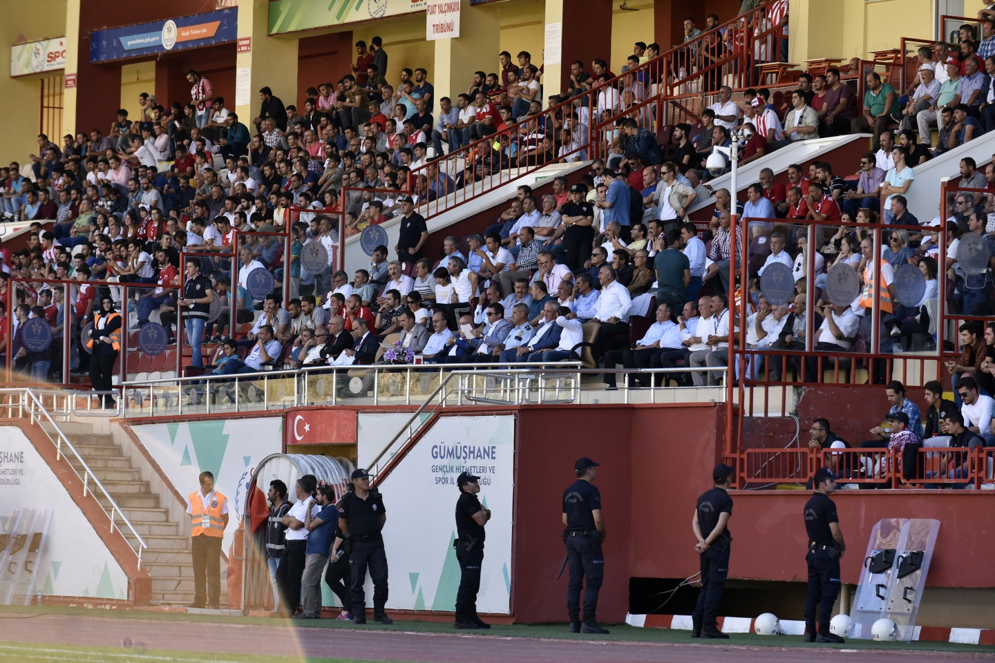 Gümüş'ten süper başlangıç: 2-1 23