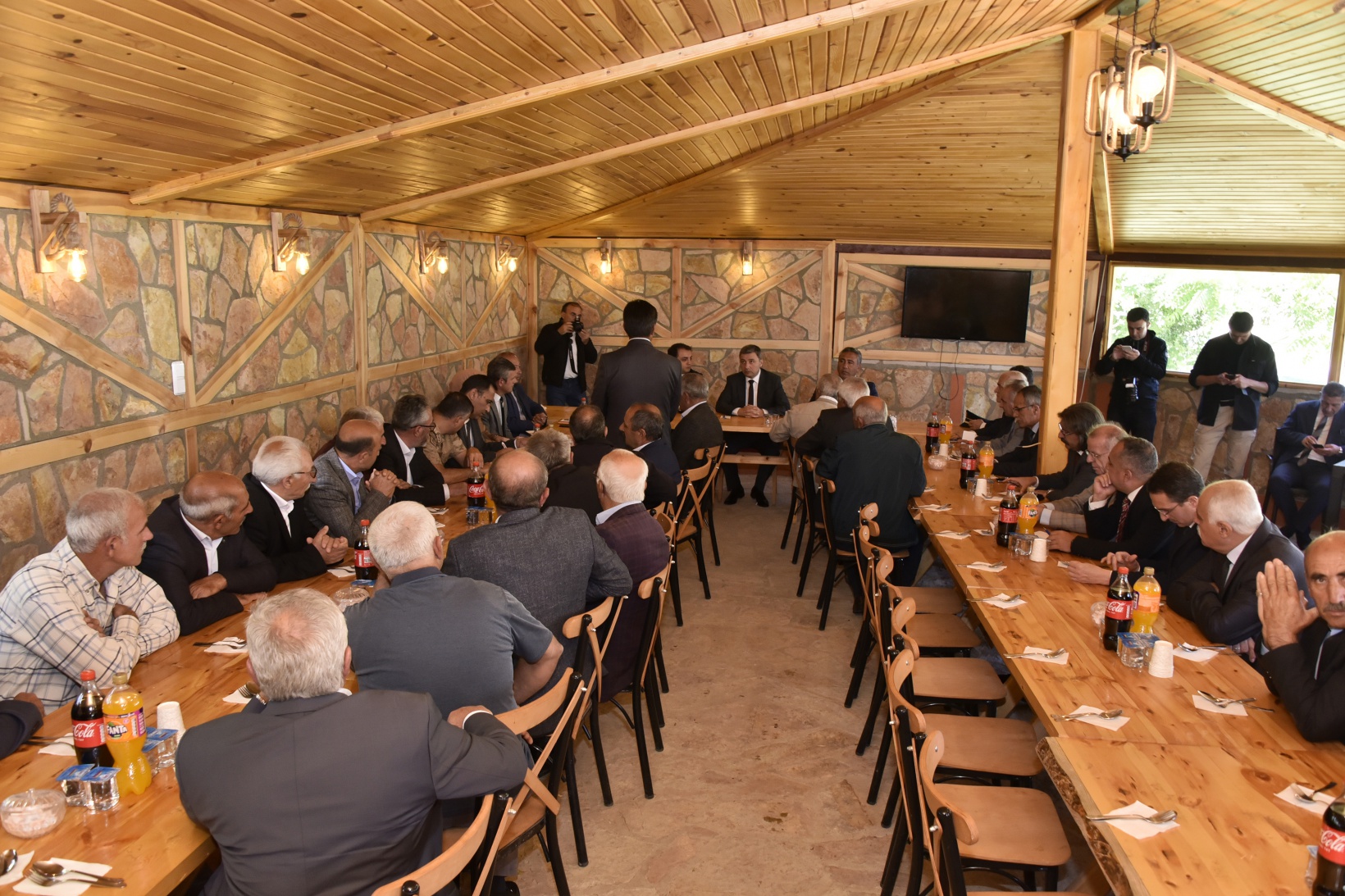 Vali Tanrısever Köse’de incelemelerde bulundu 46