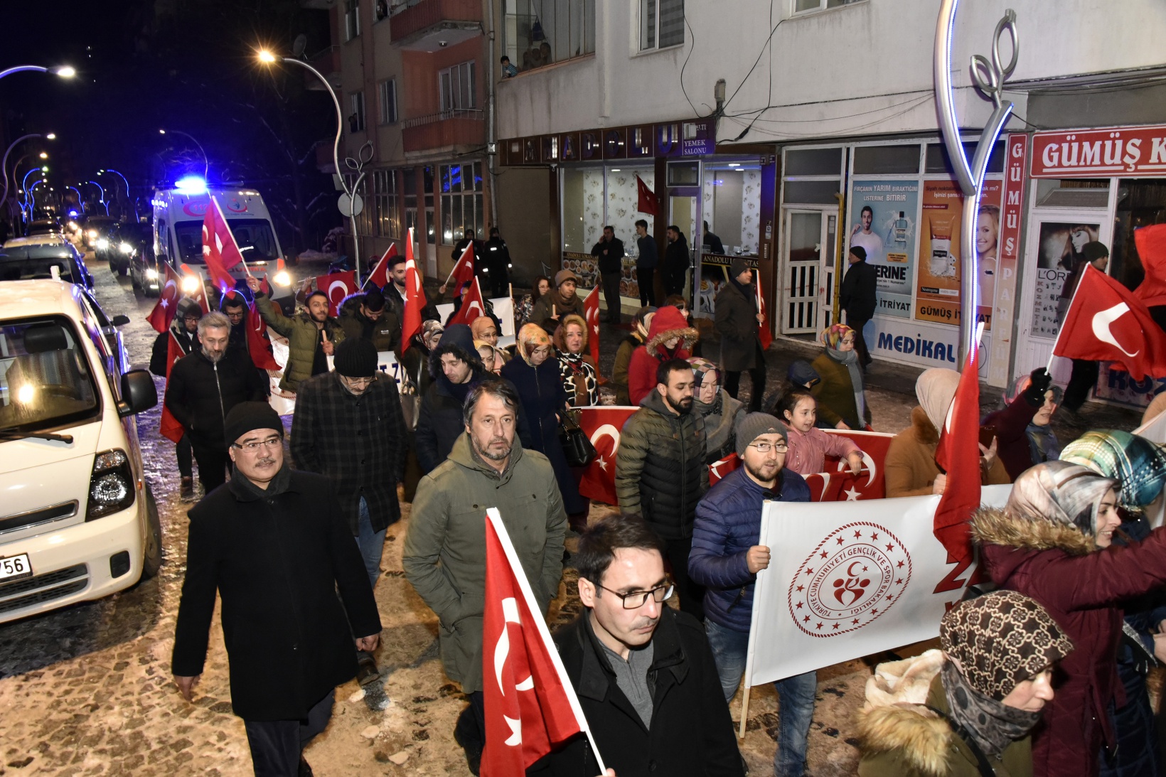 Gümüşhane’de eksi 5 derecede kurtuluş yürüyüşü 19