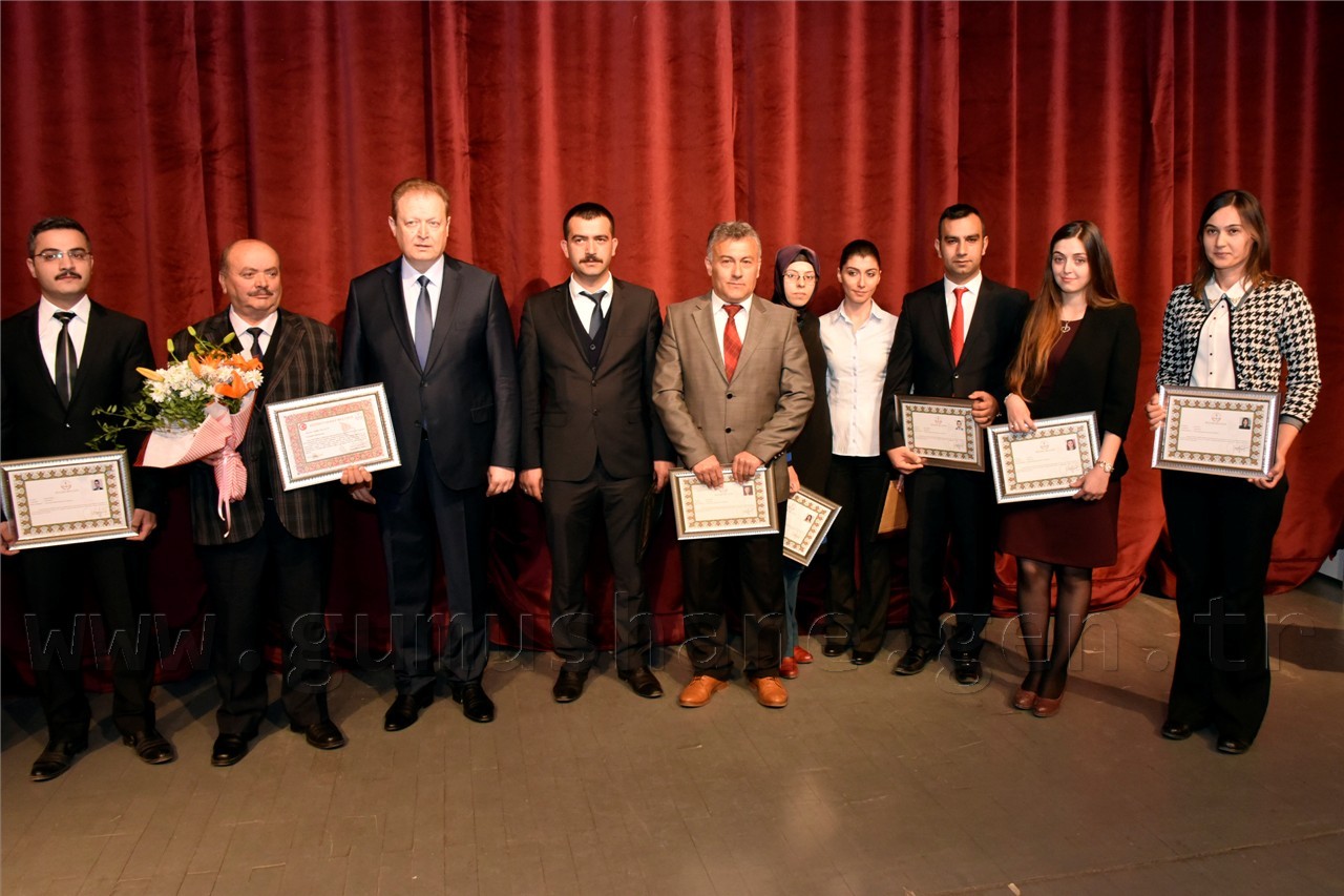 Gümüşhane'de 24 Kasım Öğretmenler Günü kutlandı 15