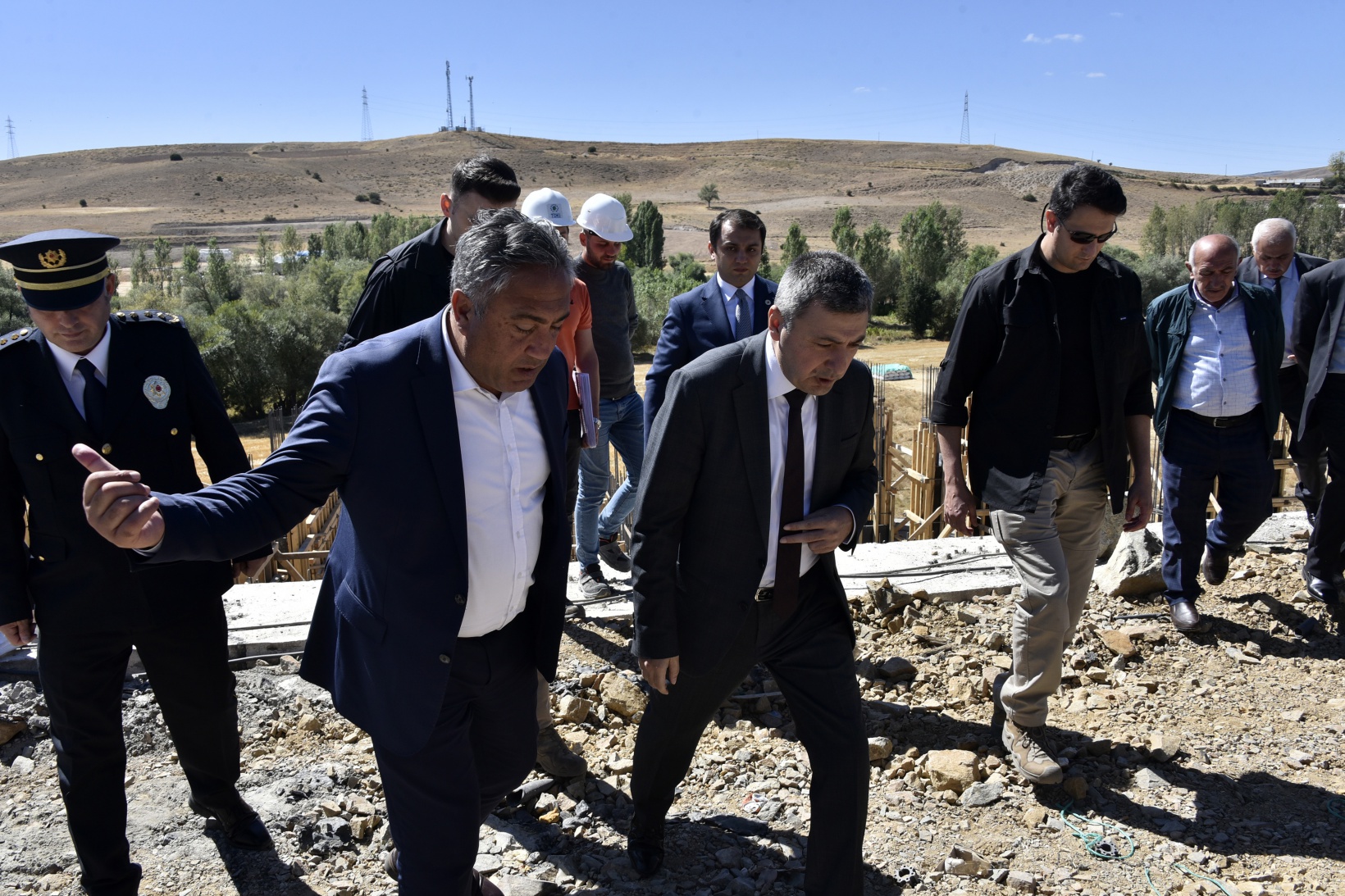 Vali Tanrısever Köse’de incelemelerde bulundu 69