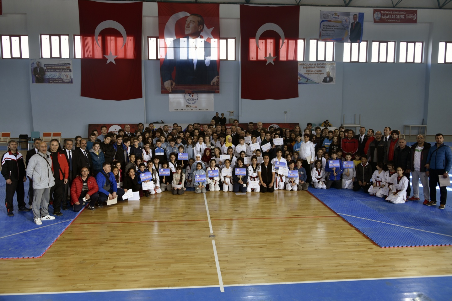 Anadolu Yıldızlar Ligi Taekwondo grup müsabakaları Gümüşhane’de yapılıyor 12