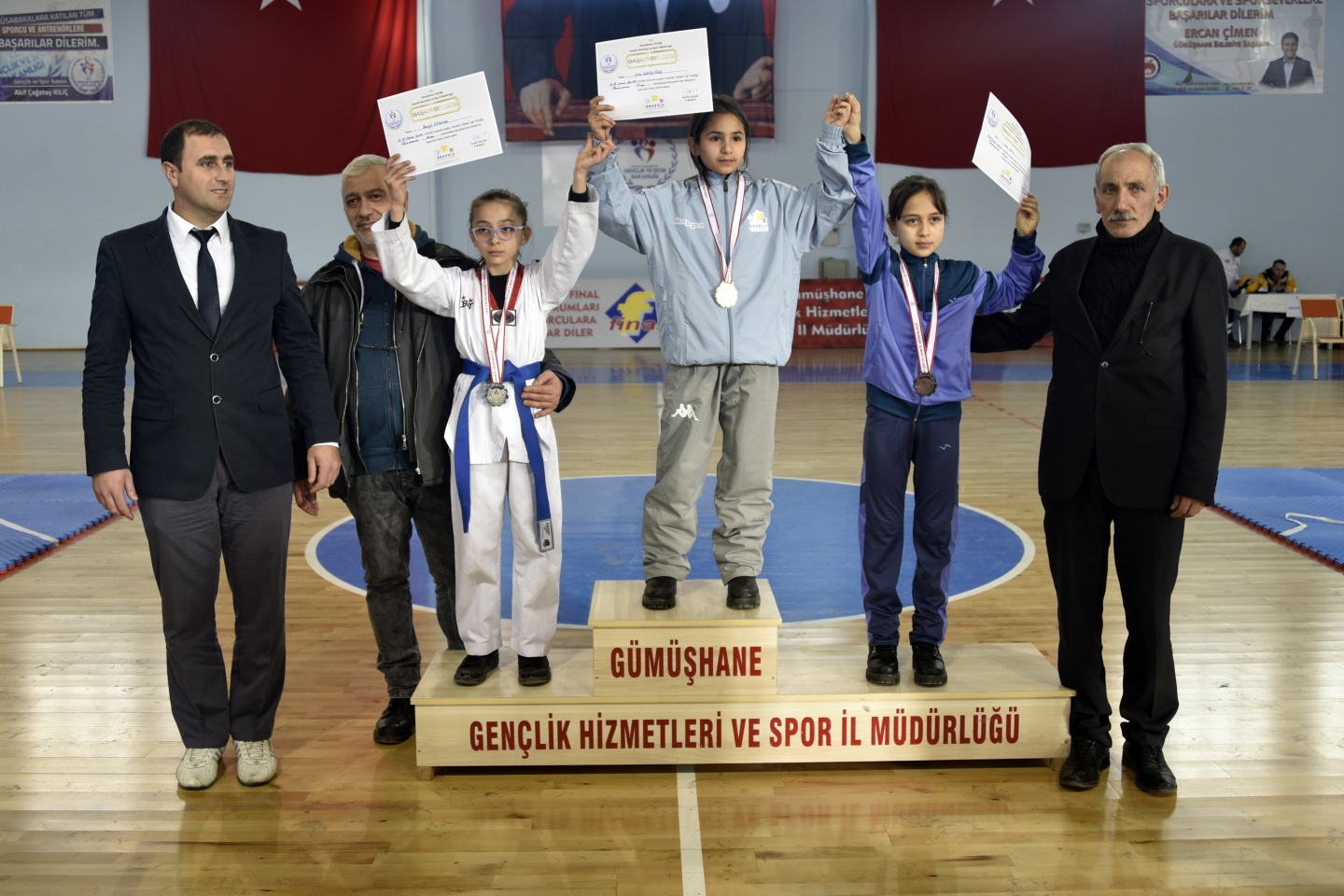 Anadolu Yıldızlar Ligi Taekwondo grup müsabakaları Gümüşhane’de yapılıyor 9