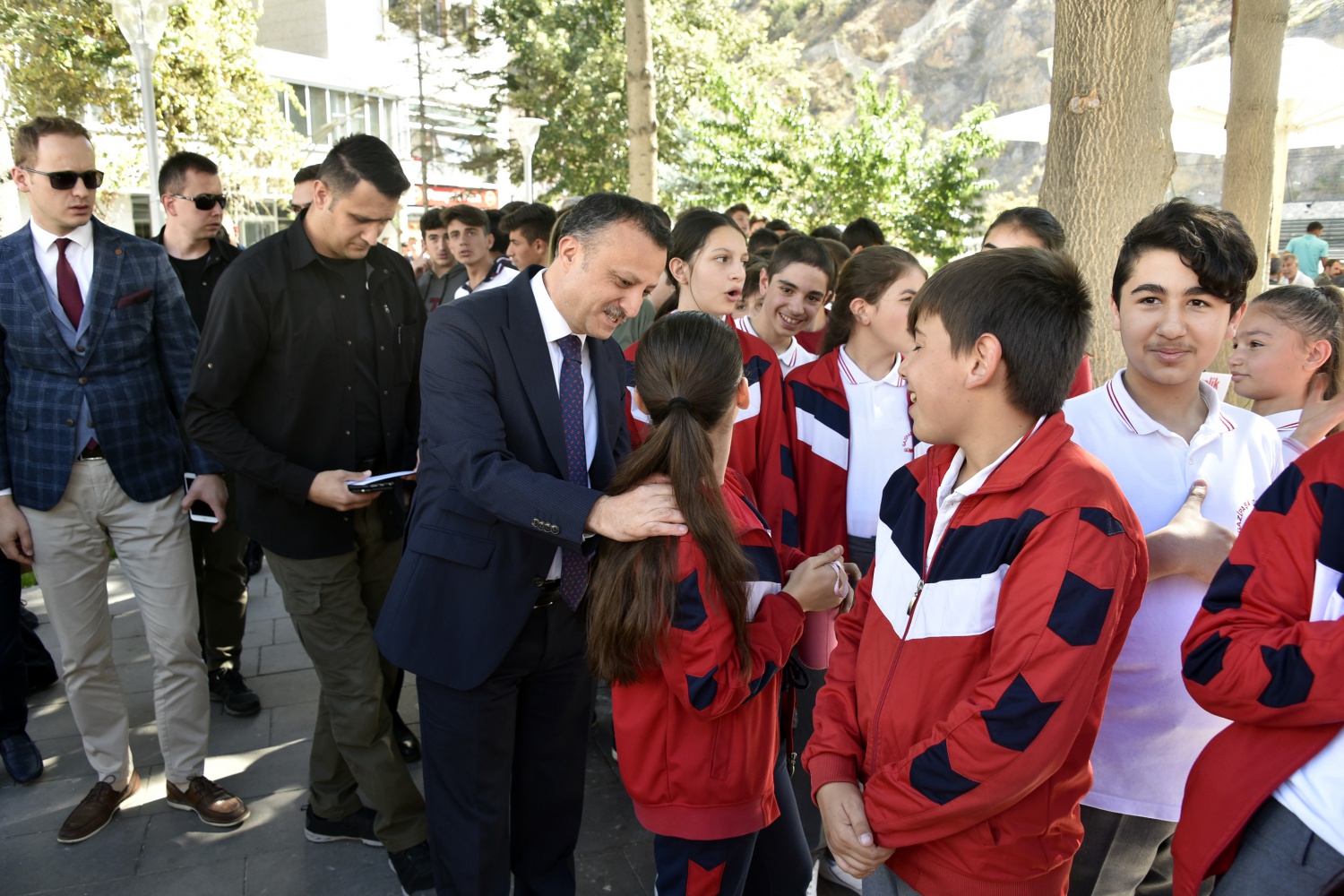 Gümüşhane’de yayalara yol verenlere teşekkür belgesi verildi 14
