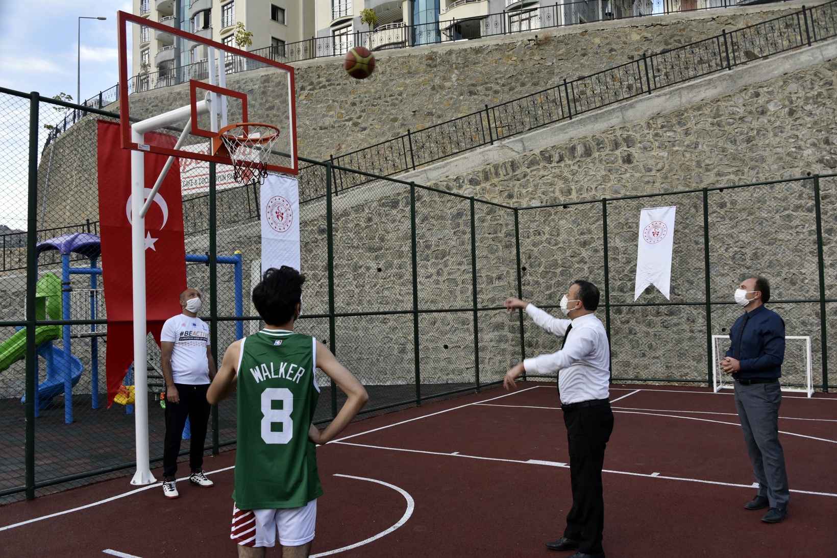 Gümüşhane'de 35 semt sahasının yapımı tamamlandı 11