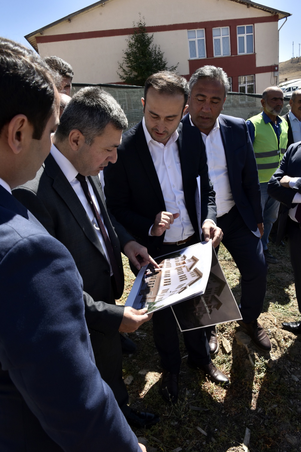 Vali Tanrısever Köse’de incelemelerde bulundu 71