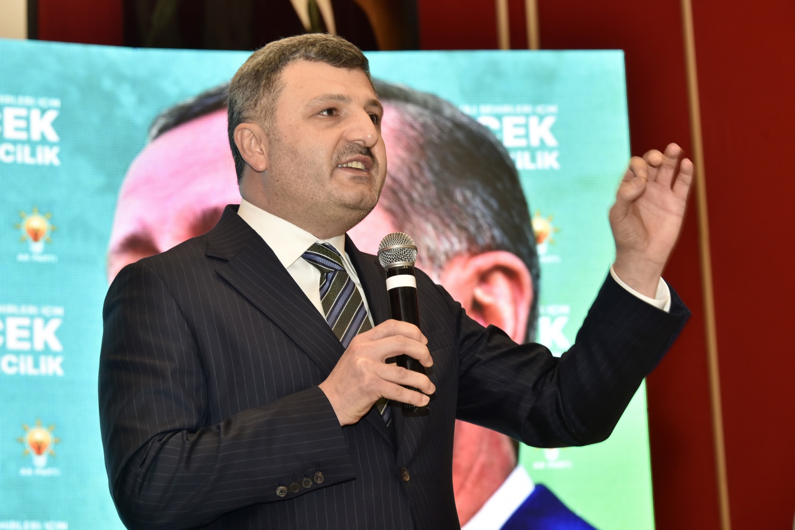 AK Parti’den aday tanıtım toplantısı 3