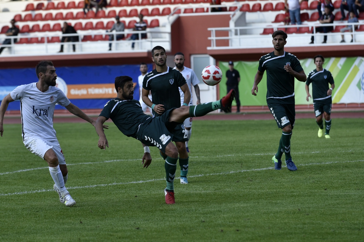 Gümüş'ten süper başlangıç: 2-1 63