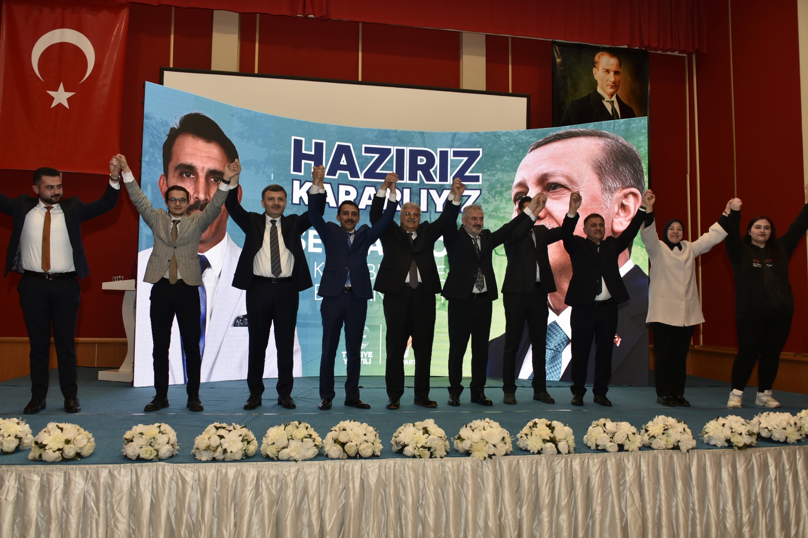 AK Parti’den aday tanıtım toplantısı 23