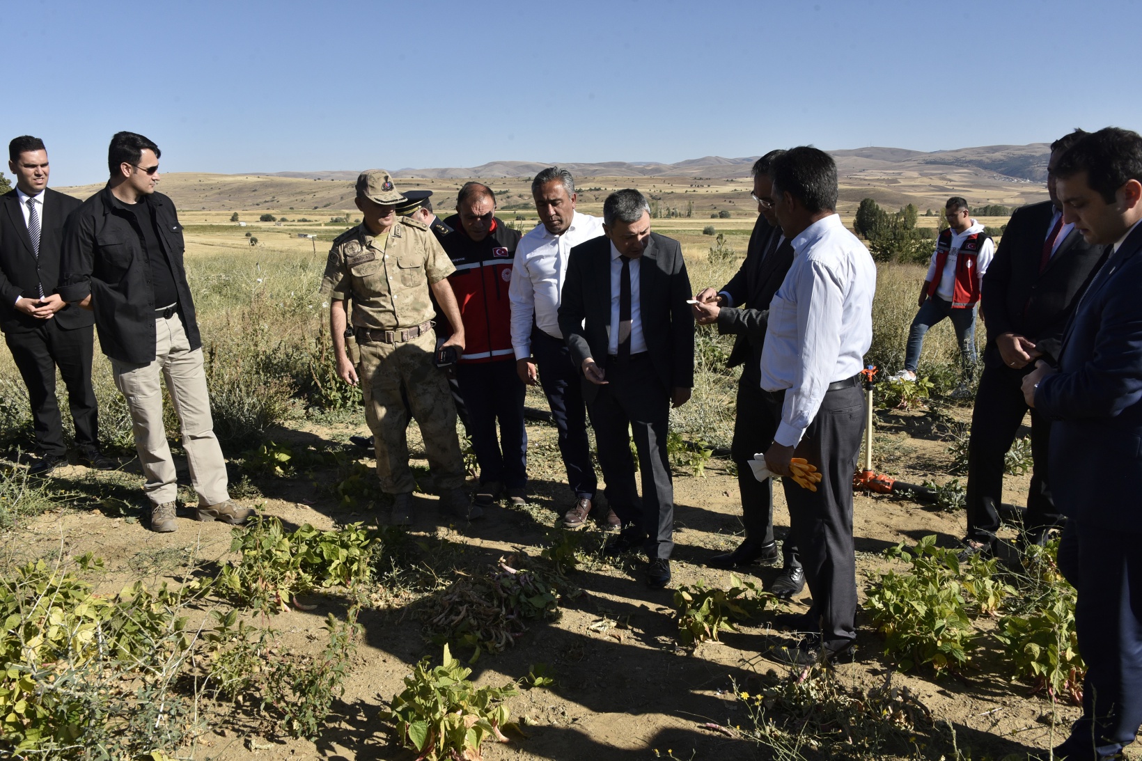 Vali Tanrısever Köse’de incelemelerde bulundu 58