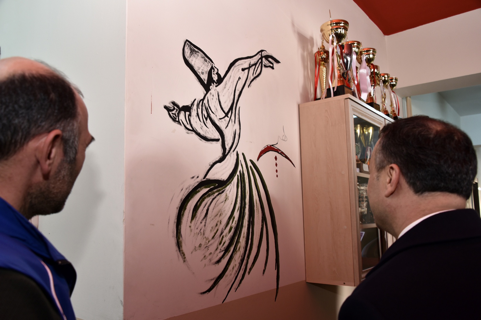 Vali Taşbilek köy okulunda çocuklarla buluştu 20