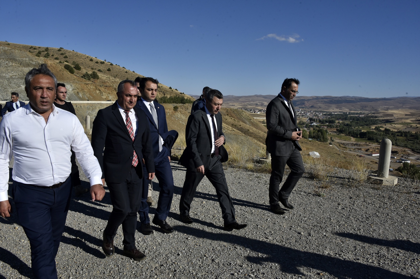 Vali Tanrısever Köse’de incelemelerde bulundu 53