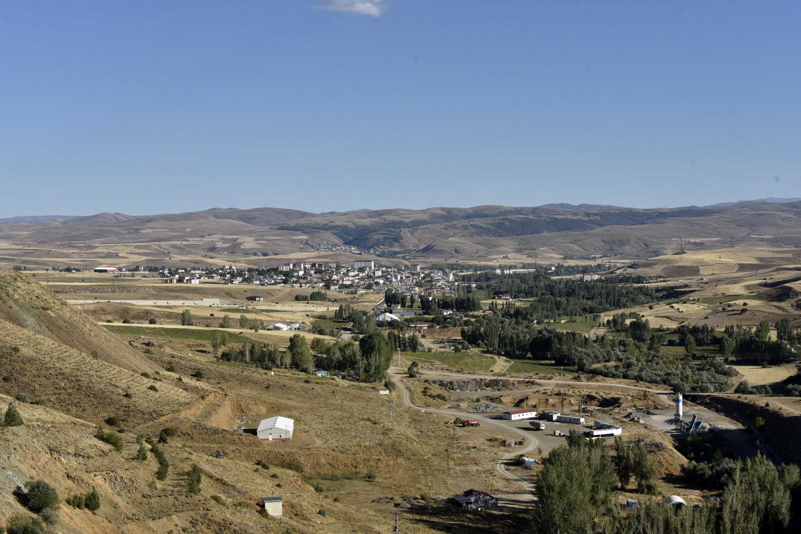 Vali Tanrısever Köse’de incelemelerde bulundu 59