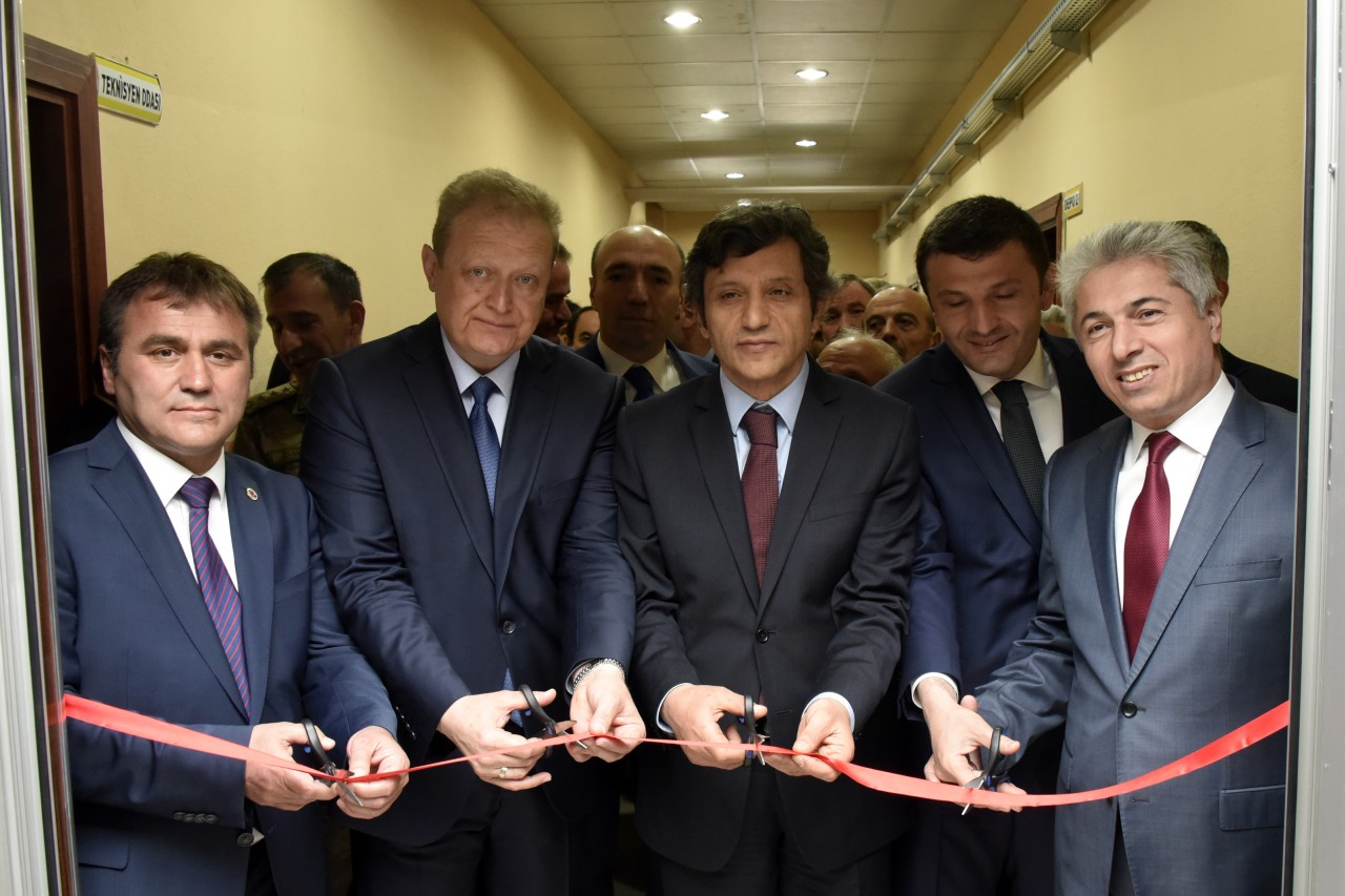 Gümüşhane Lisesinde Hasan Nuri Yaşar Kütüphanesi Açıldı 4