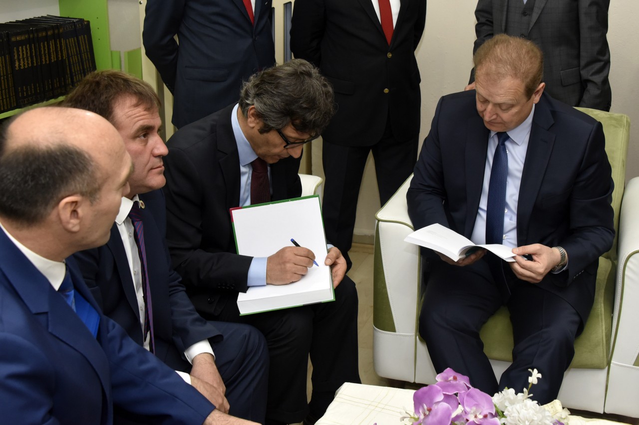 Gümüşhane Lisesinde Hasan Nuri Yaşar Kütüphanesi Açıldı 8