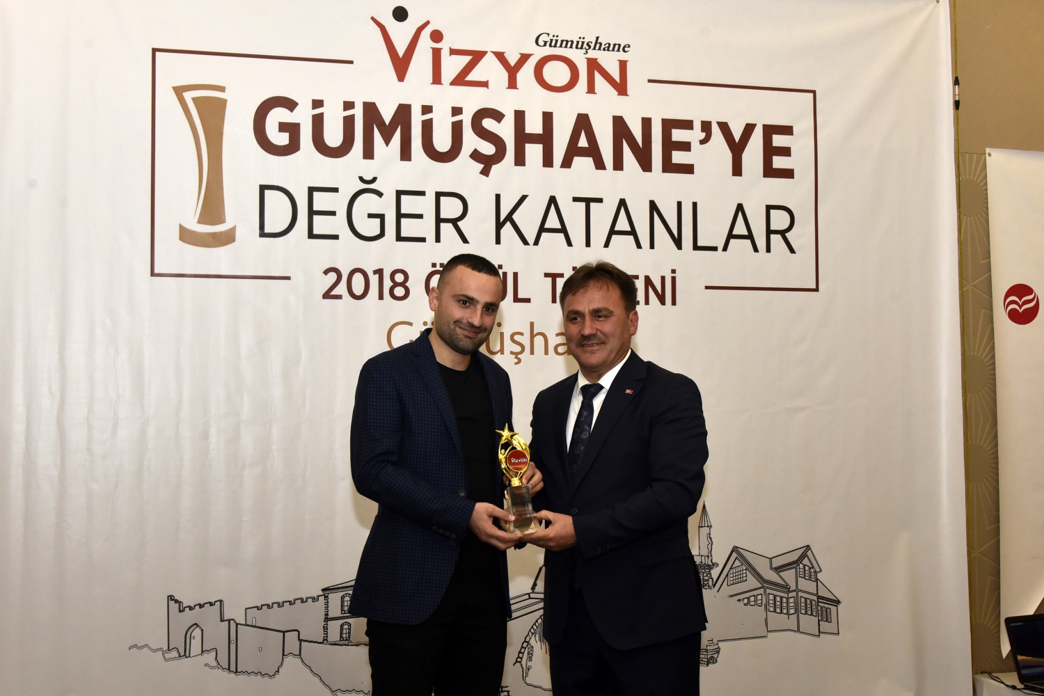 Gümüşhane’ye değer katanlar ödüllerini aldı 35