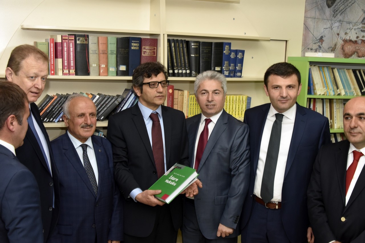 Gümüşhane Lisesinde Hasan Nuri Yaşar Kütüphanesi Açıldı 11