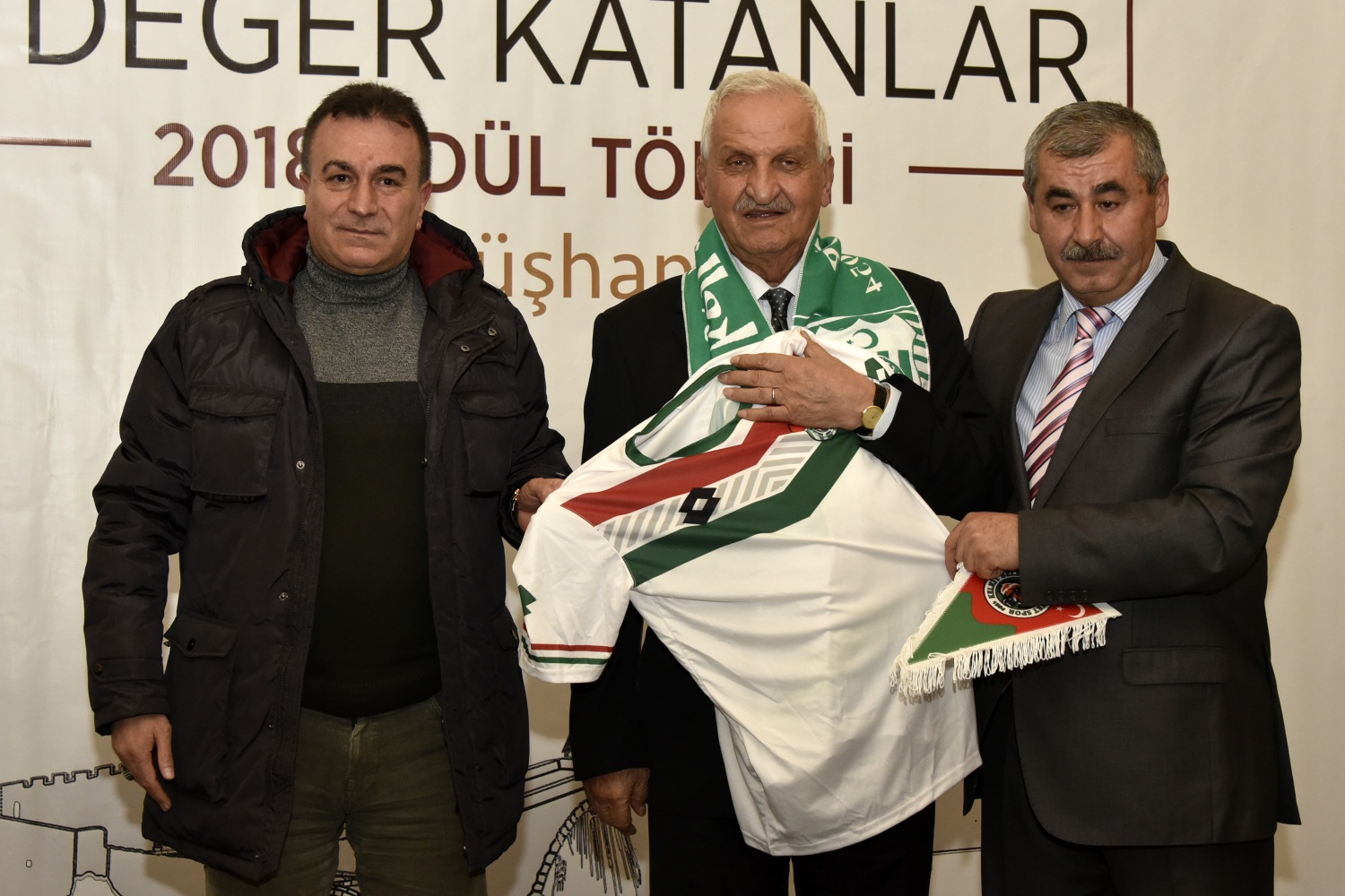 Gümüşhane’ye değer katanlar ödüllerini aldı 44