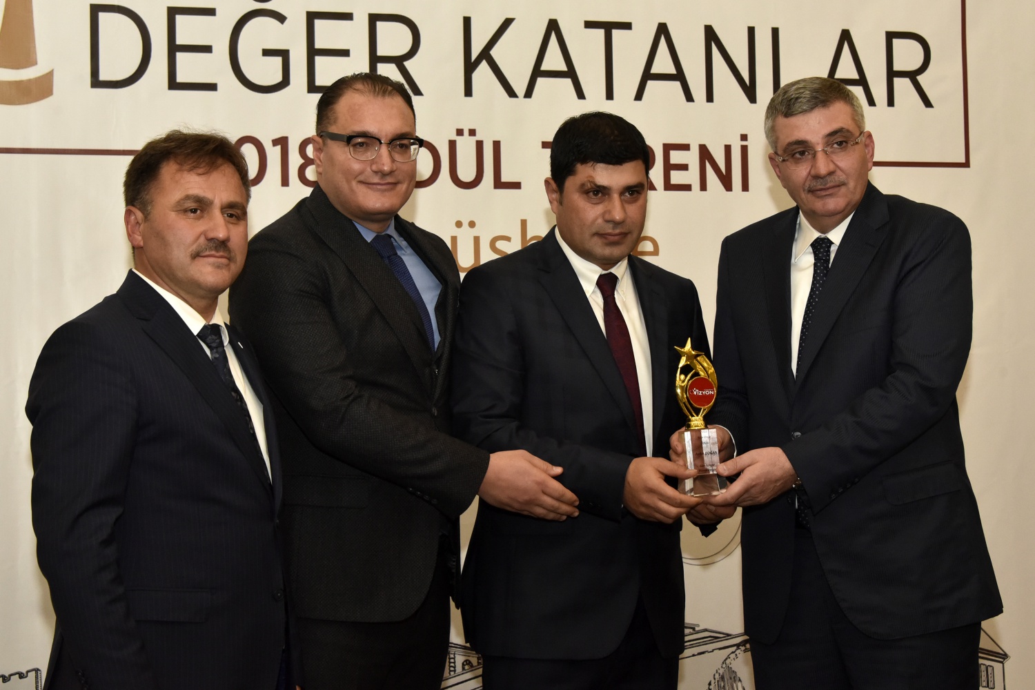 Gümüşhane’ye değer katanlar ödüllerini aldı 46