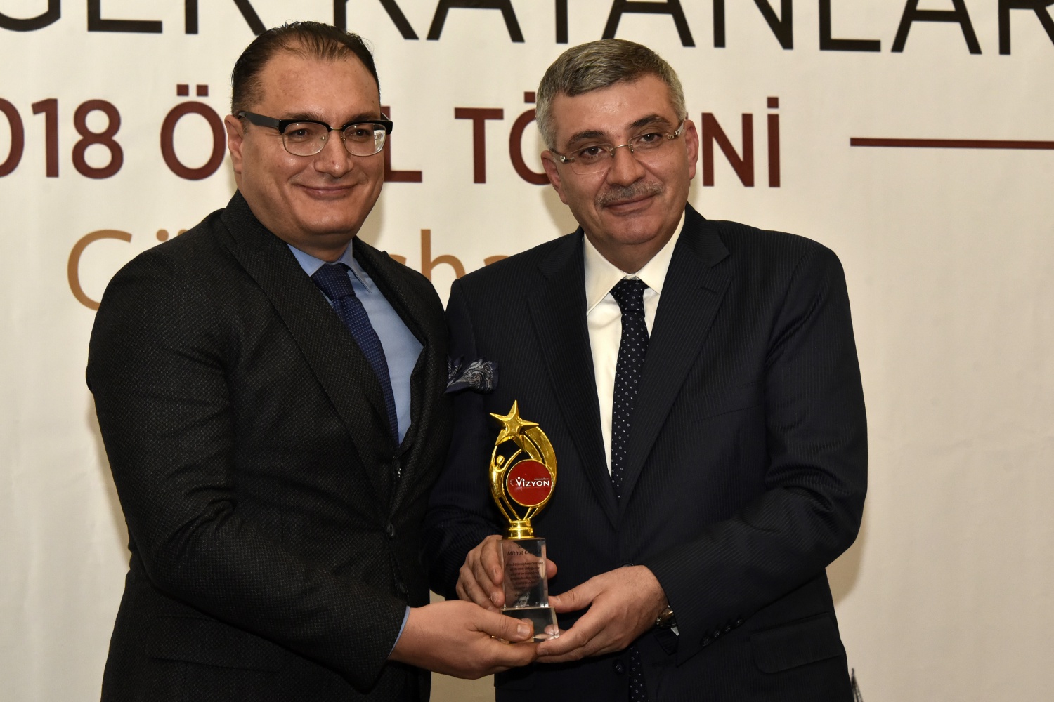 Gümüşhane’ye değer katanlar ödüllerini aldı 48