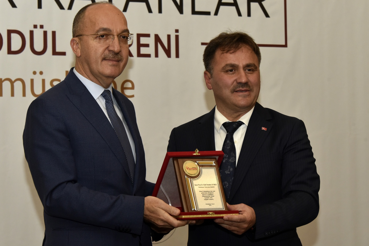 Gümüşhane’ye değer katanlar ödüllerini aldı 51