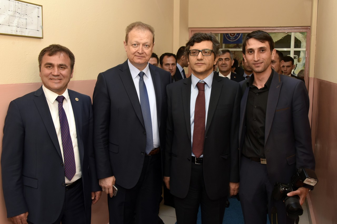 Gümüşhane Lisesinde Hasan Nuri Yaşar Kütüphanesi Açıldı 30