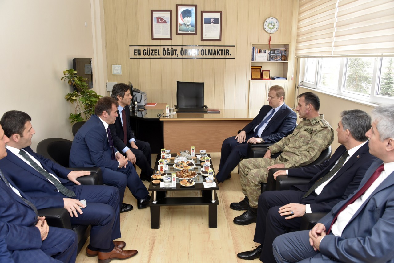 Gümüşhane Lisesinde Hasan Nuri Yaşar Kütüphanesi Açıldı 31