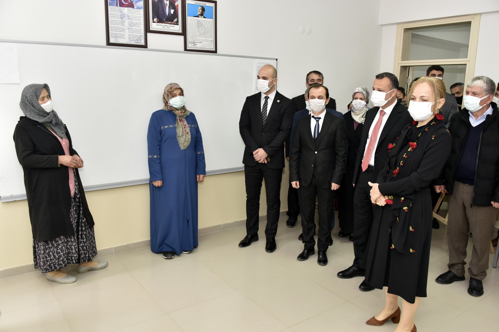 Vali Taşbilek Kürtün ilçesinde incelemelerde bulundu 1