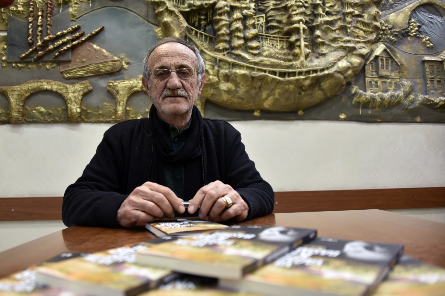 Harşitin tezenesi Hışır Osman’ın şiir kitabı 4.kez basıldı 4